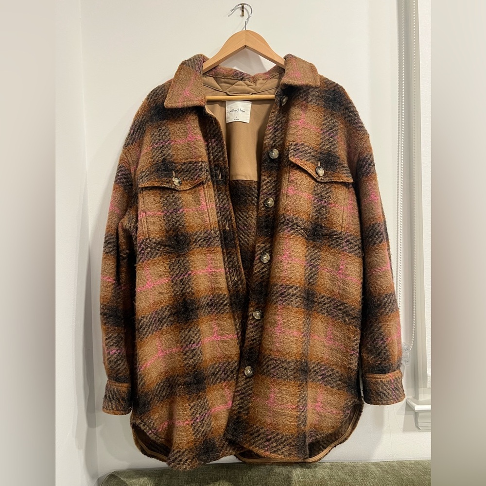 Aritzia Wilfred Free The Ganna Shirt Jacket in Plaid